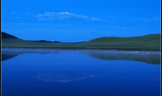 水中月亮便巴倾批 水中月亮便巴倾批