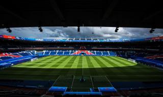 中国队进世界杯是哪一年 第一届世界杯是哪一年